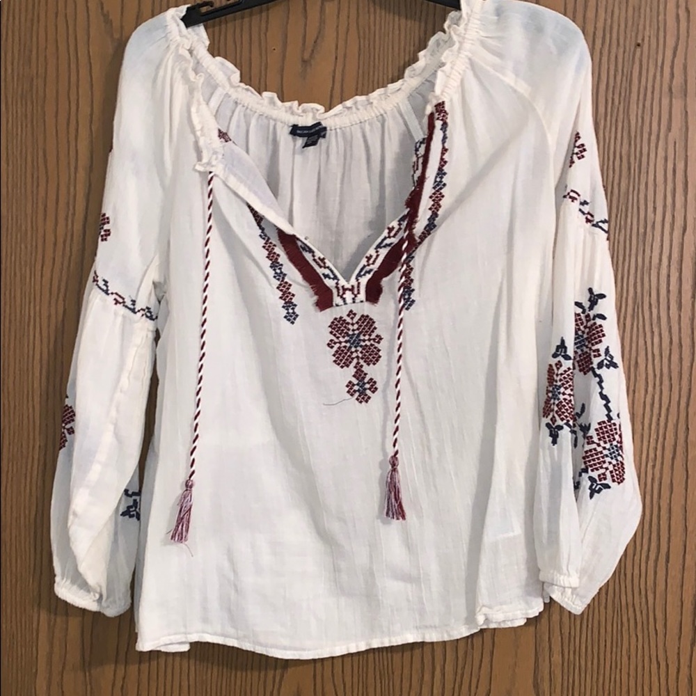 Low Cut American Eagle Top